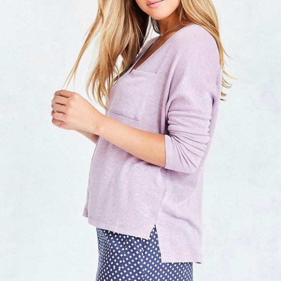 UO Lavender Boxy Oversized V-neck (NWOT) - Picture 3 of 10